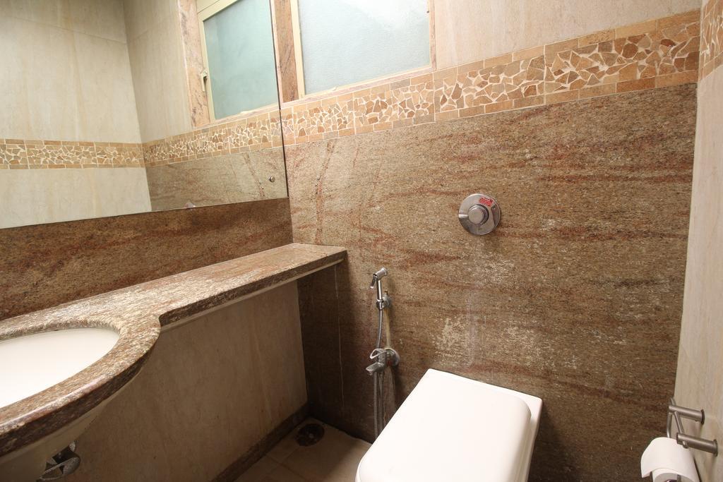 مومباي Hotel Samrat الغرفة الصورة