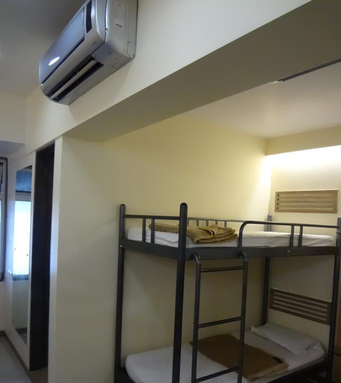 مومباي Hotel Samrat الغرفة الصورة